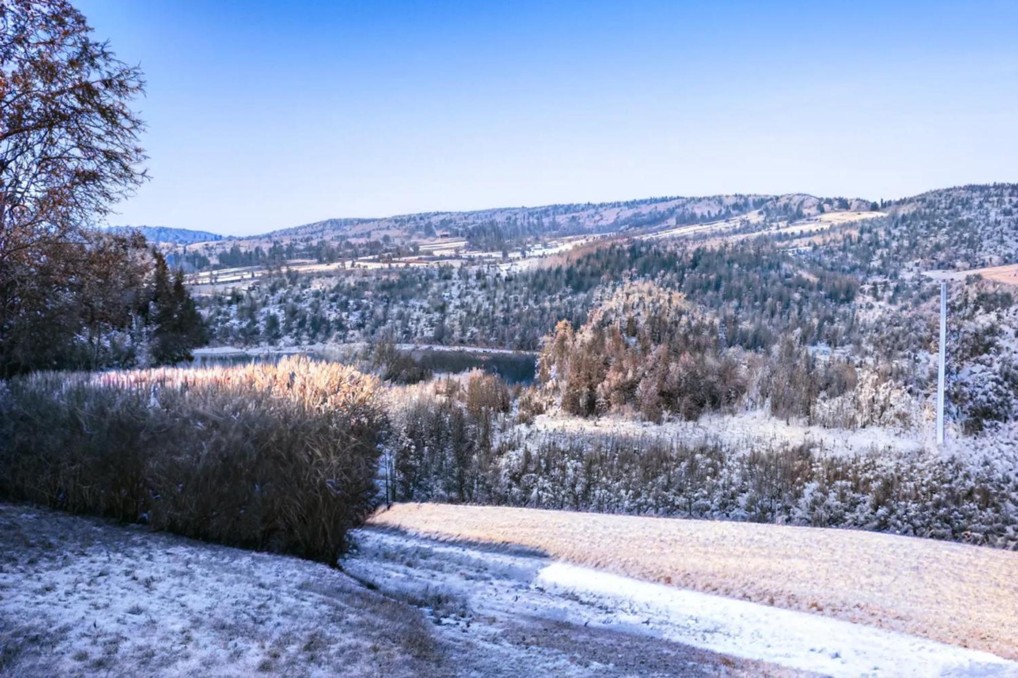 Chalet Chaleureux A Marigny-L'Eglise Avec Vue Sur Lac Et Montagne ภายนอก รูปภาพ